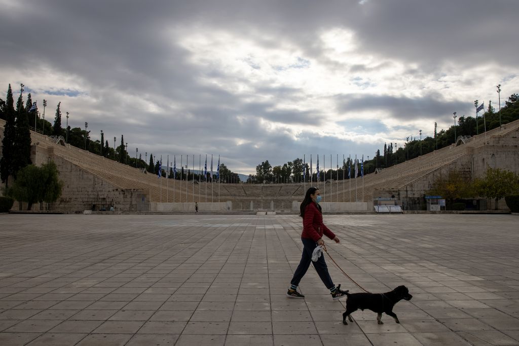 Κορωνοϊός : Δραματική προειδοποίηση καθηγητή – «Η Αθήνα κινδυνεύει να γίνει Θεσσαλονίκη»