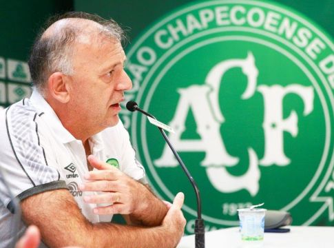 Πέθανε από κορωνοϊό ο πρόεδρος της Τσαπεκοένσε