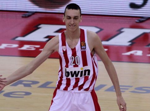 Ο Τύπος της Αμερικής αποθεώνει τον Ποκουσέφσκι : «Κάνει… μάγια με τη μπάλα, είναι ο νέος Αντετοκούνμπο»