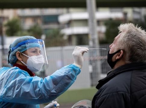 Κορωνοϊός : 445 τα νέα κρούσματα στην Ελλάδα – 36 νεκροί και 353 διασωληνωμένοι