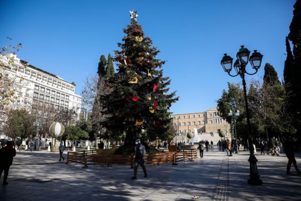 Κορωνοϊός : Ανησυχία για αρνητική επίδραση των γιορτών στην πανδημία – Φόβοι για έξαρση των κρουσμάτων τις επόμενες μέρες