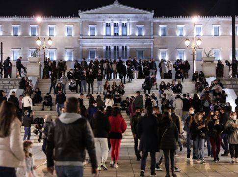Κορωνοϊός : Στην Αττική το 1/3 των 617 κρουσμάτων – Αναλυτικά η κατανομή