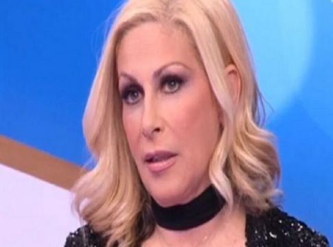 «Μου βγήκε το μάτι με τη γυμνή φωτογραφία που ανέβασε η Έφη Σαρρή»