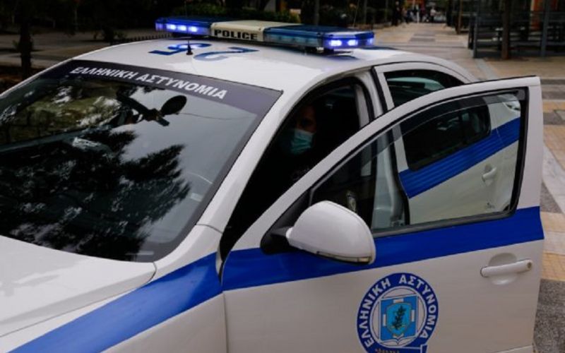 Πάτρα : Παραδόθηκε στην ΕΛ.ΑΣ. ο φερόμενος ως δράστης της δολοφονίας ενός 27χρονου