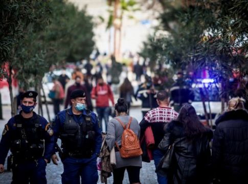 Κορωνοϊός : 1.955 νέα κρούσματα και 78 θάνατοι – Στους 749 οι διασωληνωμένοι