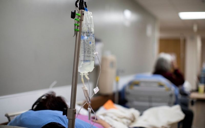 Κορωνοϊός : 510 νέα κρούσματα και 20 θάνατοι – Στους 323 οι διασωληνωμένοι