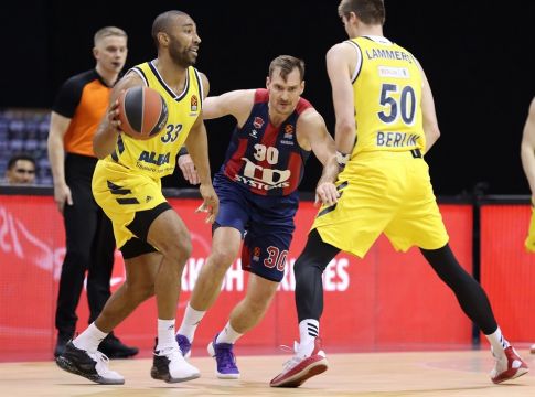 Άλμπα Βερολίνου – Μπασκόνια 95-91 : Γκρέιντζερ και Λο επανέφεραν στις νίκες την Άλμπα