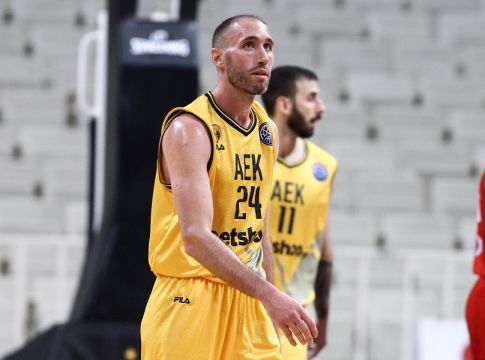 ΑΕΚ : Τραυματίστηκε ο Λοτζέσκι, αμφίβολος για Κολοσσό