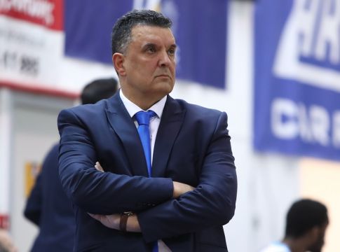 Αγγέλου : «Είχαμε άσχημη εμφάνιση, σημαντικό να κερδίζεις έστω κι έτσι»
