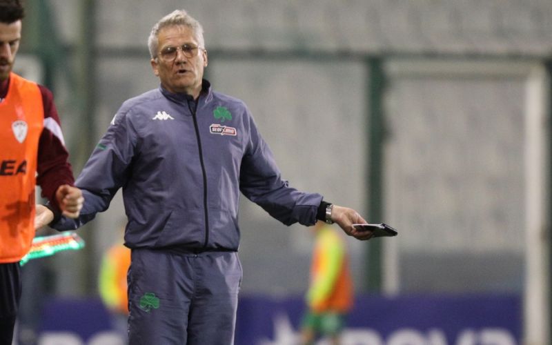 Μπόλονι : «Ο Κουρμπέλης να σταματήσει να κάνει τον… δήθεν άρρωστο»