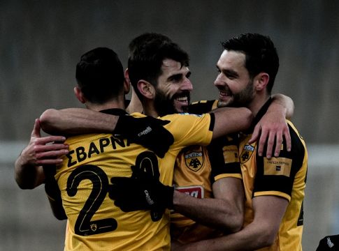 ΑΕΚ – Ατρόμητος 2-1 : Η ανοησία του Σάλομον «έστρωσε» τον δρόμο για το 4Χ4