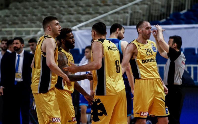 Ρογκαβόπουλος : «Ήμασταν πεισμωμένοι, από τα καλύτερα παιχνίδια μας αμυντικά» (vid)