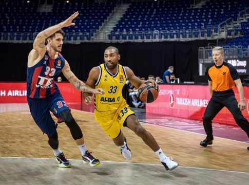 Βαθμολογία Euroleague : Ανέβηκε στην 9η θέση ο Ολυμπιακός μετά την ήττα της Μπασκόνια