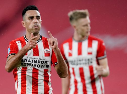 Αϊντχόφεν – Βαλβάικ 2-0