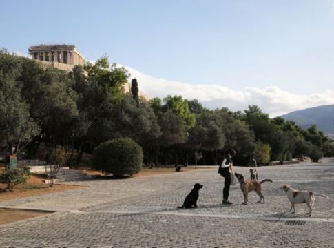 Lockdown : «Σε 10 μέρες θα ξέρουμε αν μπορούμε να πάμε σε άρση μέτρων», λέει ο Ηλίας Μόσιαλος