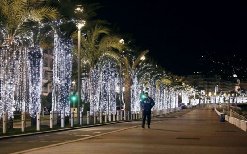 Γαλλία : Σε υψηλά επίπεδα παραμένει ο αριθμός των νοσηλειών