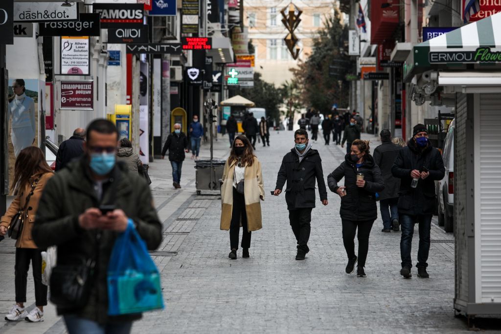 Lockdown : Η αγορά ανεβάζει ρολά – Κρίσιμο στοίχημα ο κορωνοϊός να μην… πωλείται στο ταμείο