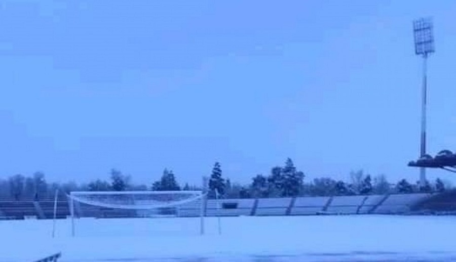 Χιονισμένα γήπεδα, στον «αέρα» οι αγώνες (pics)