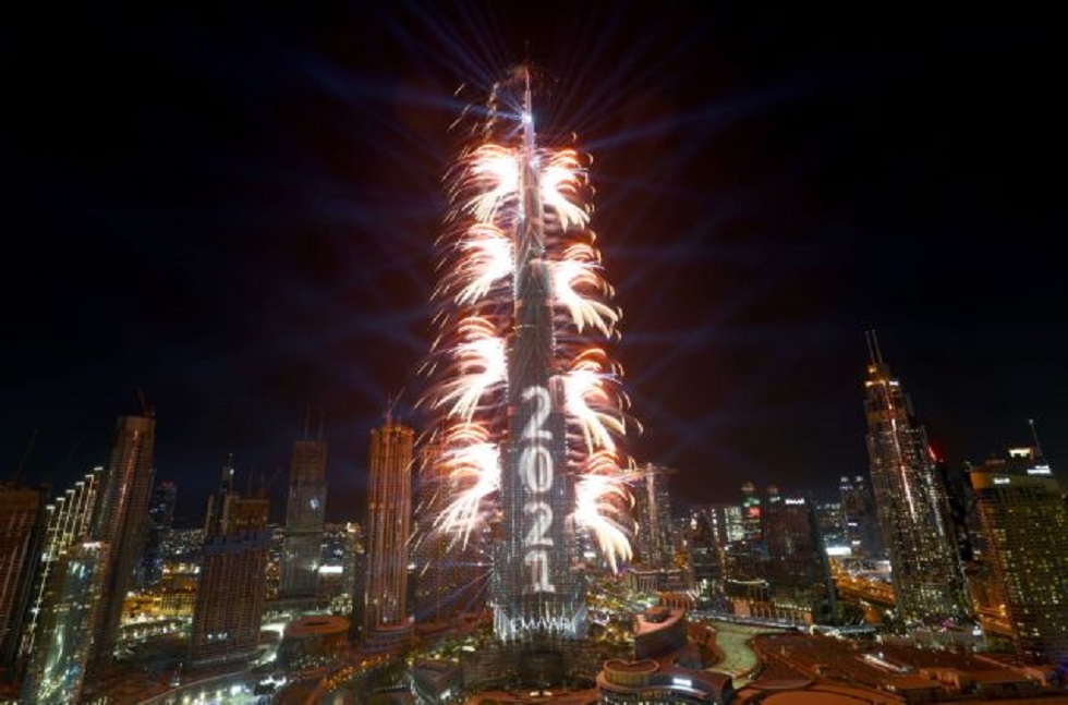 Το Ντουμπάι πληρώνει τα… ρεβεγιόν – Στα ύψη τα κρούσματα, αναστέλλονται όλα τα πάρτι