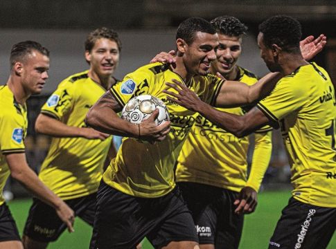 Η Ολλανδία «εκτινάσσει» τους Έλληνες (pics & vids)