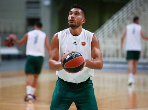Κασελάκης : «Χρωστάμε μια μεγάλη νίκη στον κόσμο μας»
