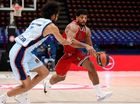 Έφτασε τα 300 ματς στη Euroleague ο Χάινς (pic)