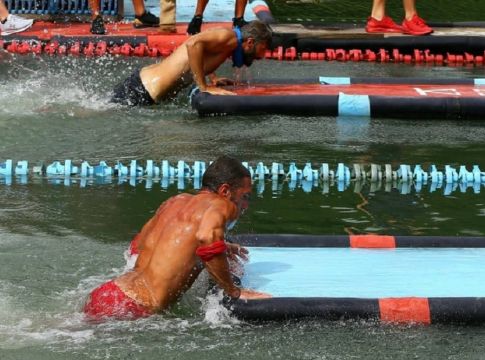 Survivor : Γνωστός τραγουδιστής εισβάλλει στο ριάλιτι