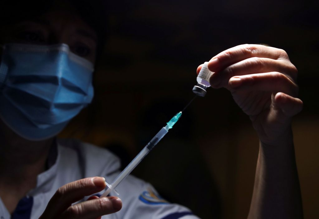 Μόσιαλος : «Η Ευρώπη άργησε στο θέμα των εμβολίων – Δεν είναι δραματική η κατάσταση στην Ελλάδα»