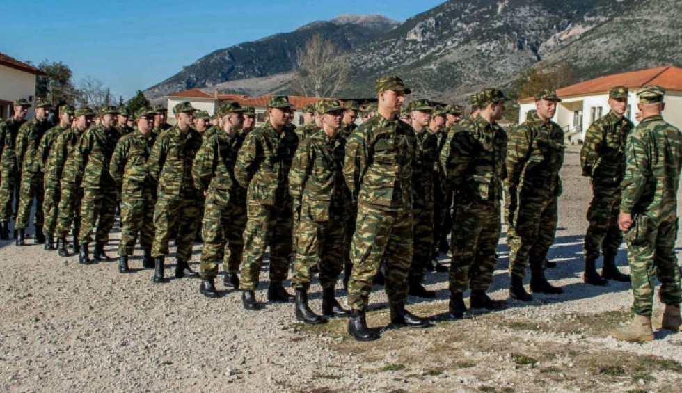 Αυξάνεται η στρατιωτική θητεία από τον Μάιο