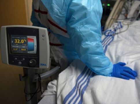 Κορωνοϊός : Ανεξέλεγκτη η πανδημία στις ΗΠΑ- Στις 346.000 οι νεκροί