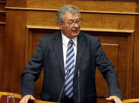 Αγνοείται ο πρώην υπουργός Σήφης Βαλυράκης στα νερά του Ευβοϊκού κόλπου