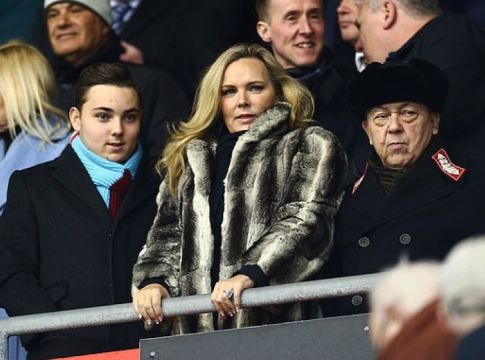 Πρώην πορνοστάρ ανέλαβε γενική διευθύντρια της Γουέστ Χαμ