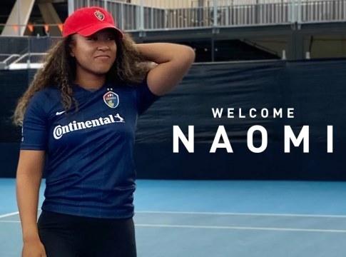 Η Οσάκα αγόρασε ποδοσφαιρική ομάδα (pic)