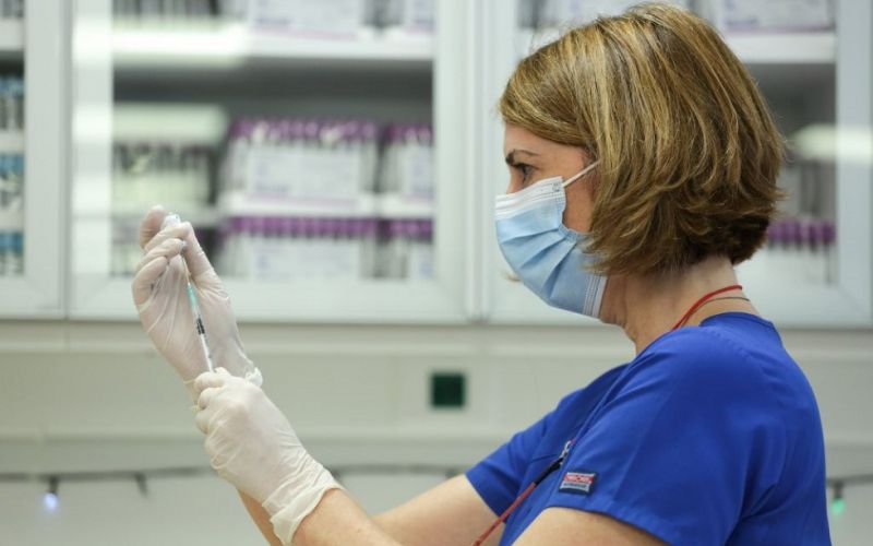 Εμβόλιο : Στις 11 Ιανουαρίου ανοίγει η πλατφόρμα για τα ραντεβού – Πώς θα κλείνουμε