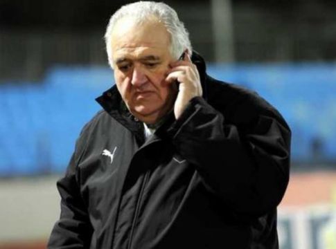 Χριστοβασίλη πες… αλεύρι : Και ανακοίνωση που σε χρεώνει, έβγαλε η ΕΠΟ