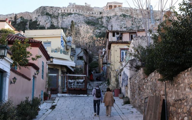 Κορωνοϊός : Πού εντοπίζονται τα 1.400 νέα κρούσματα – Σε ποιες περιοχές χτυπά συναγερμός