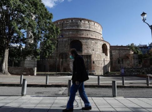 ΝΔ : Διέγραψε δύο κομματικά στελέχη για εμβολιασμούς εκτός σειράς