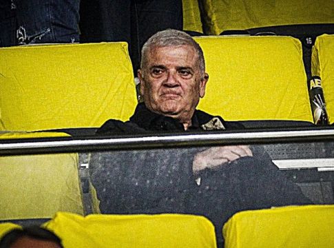 «Κάβουρα, ο Μαρινάκης μας κάνει πλάκα»