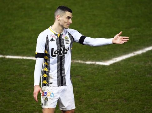 Αποθέωσε τον Βράνιες ο Μπελοσίν