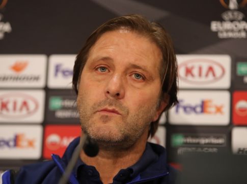 Live Streaming : Η συνέντευξη Τύπου του Μαρτίνς για τη ρεβάνς με την Αϊντχόφεν