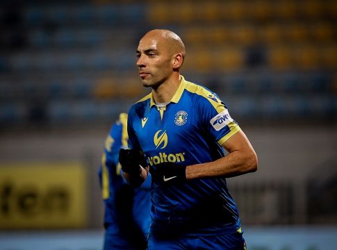 Μπαράλες στο MEGA: «Καλύτερος φορ ο Ελ Αραμπί, ένα βήμα πιο μπροστά από όλους ο Ολυμπιακός»