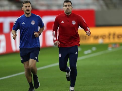 Δεν ανησυχεί ο Μαρτίνς για την PSV…