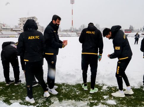 Ορίστηκε για αύριο (15/2) το ΑΕΛ – ΑΕΚ