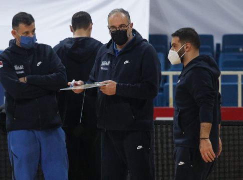 Ελευθεριάδης : « Πρέπει να ελέγξει τον ρυθμό εναντίον της Βοσνίας η Εθνική»