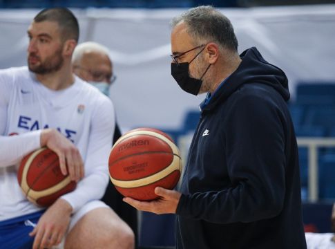 Ελλάδα : Χωρίς Παπαδάκη και Κακλαμανάκη εναντίον της Βοσνίας