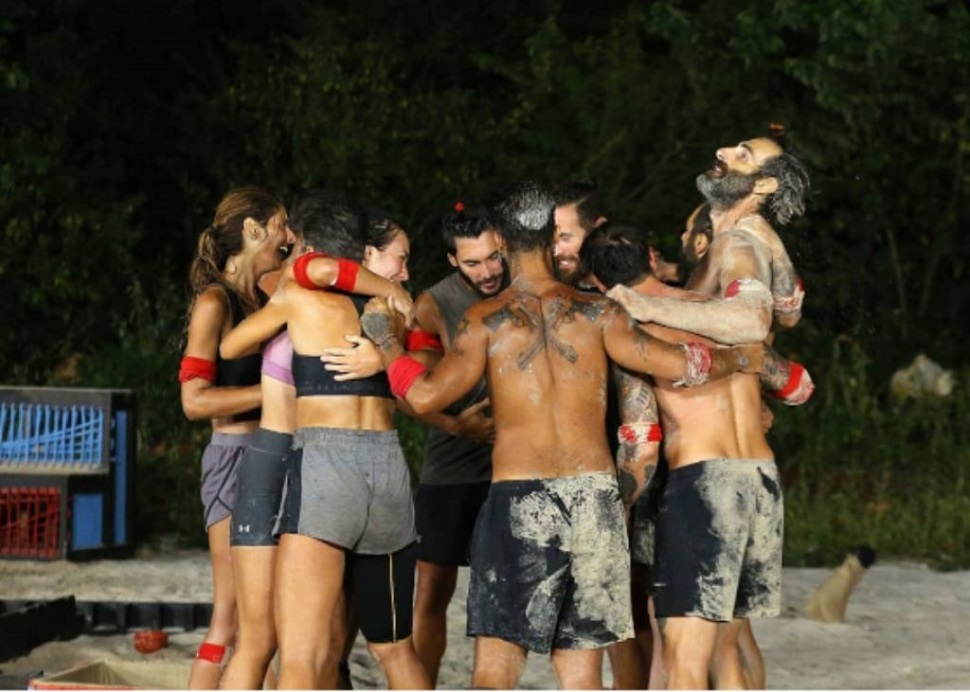 Survivor : Αυτό είναι το πρώτο ειδύλλιο στο ριάλιτι