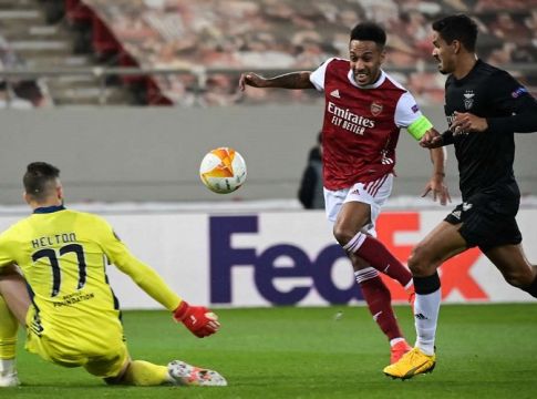 Πρόκριση «θρίλερ» για την Άρσεναλ (3-2), «Μπαμ» απο Μόλντε (0-2) και Γρανάδα (2-1, vids)