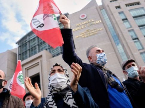 Τουρκία : Έρευνα σε βάρος μιας βουλευτή του φιλοκουρδικού κόμματος HDP – Κατηγορείται για συμμετοχή σε τρομοκρατική οργάνωση