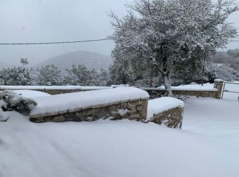 Στον πάγο βάζει η «Μήδεια» όλη τη χώρα – Δείτε live την πορεία της