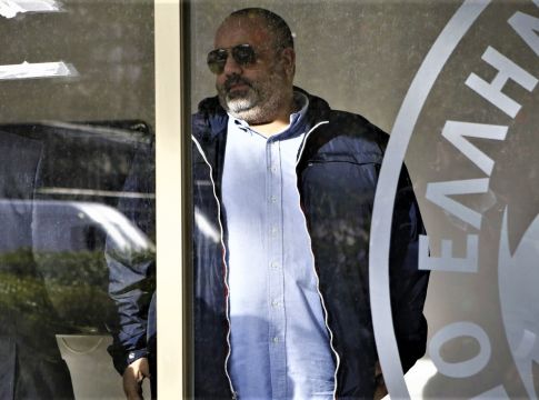 Καραπαπάς στα γραφεία της ΕΠΟ: «Δεν έχετε όρια, έχετε ξεφτιλιστεί. Ολη η Ελλάδα ήξερε την κλήρωση πριν γίνει»